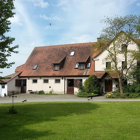 Ferienwohnung Neureuth Schillingsfuerst Bagian luar foto