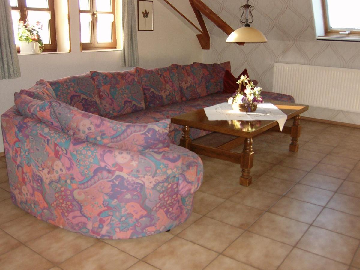 Ferienwohnung Neureuth Schillingsfuerst Bagian luar foto